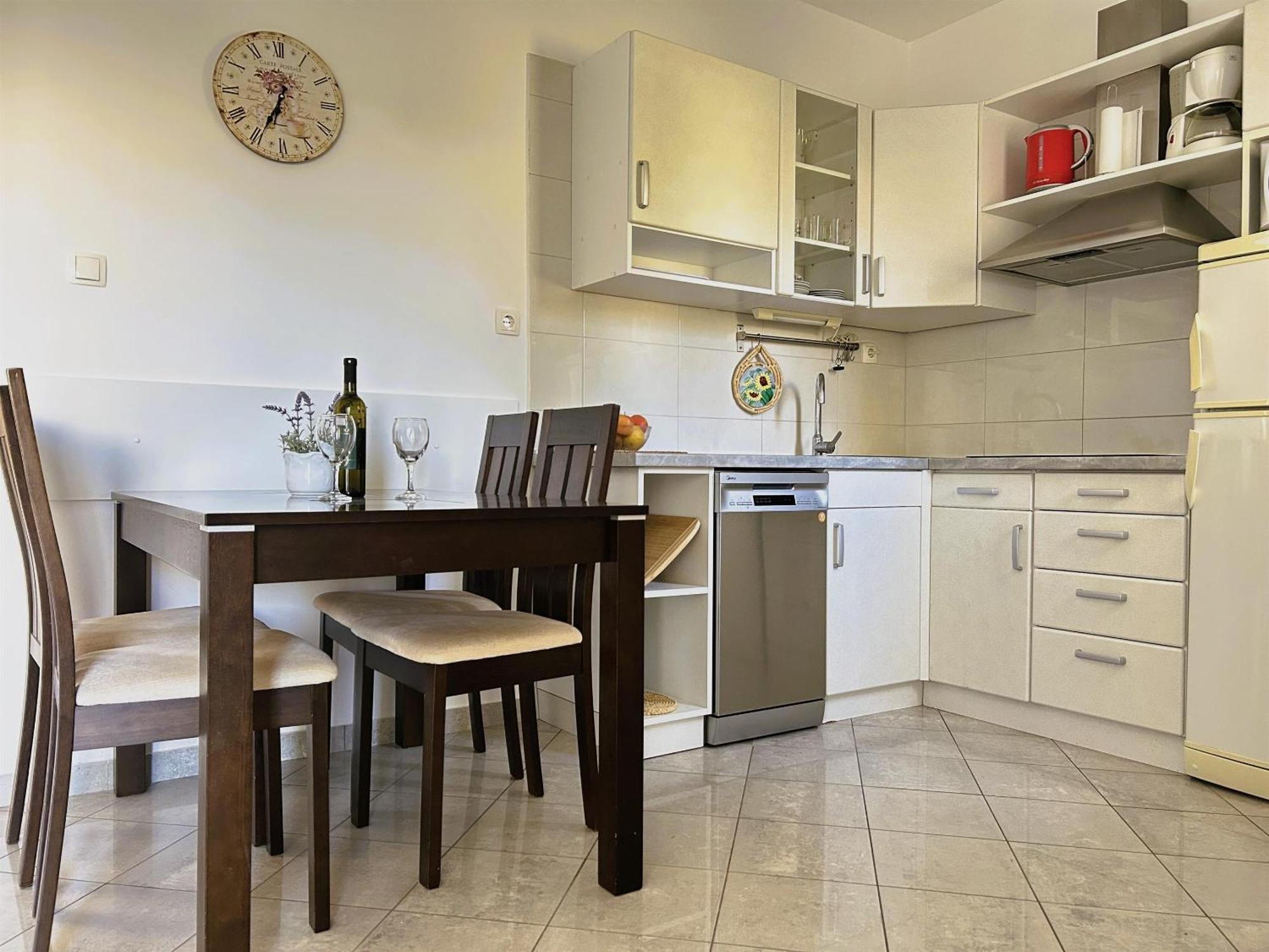Apartments Vesna Malinska Bagian luar foto